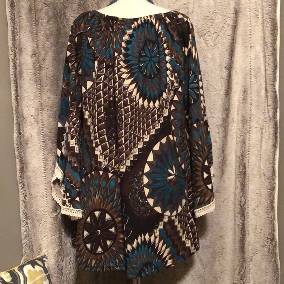 Beautiful Tunic - Picture 3 of 5